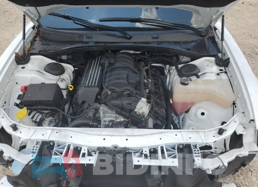 2C3CDXGJ5PH643138 Photo# 12