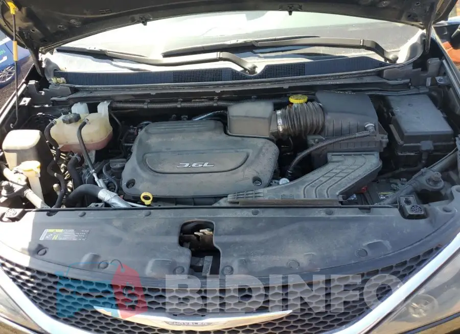 2C4RC1CGXHR598726 Photo# 12