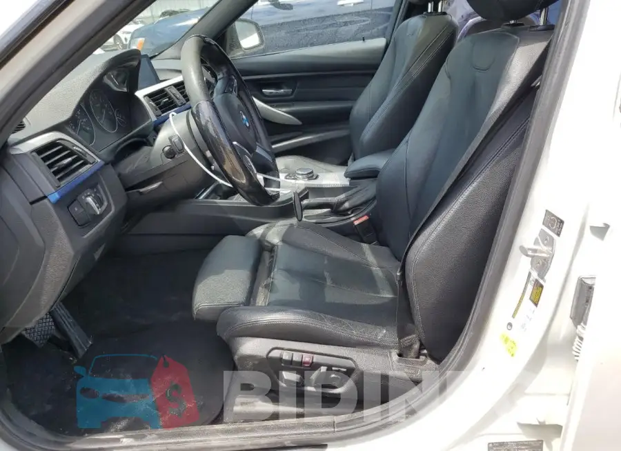 WBA3A9G50FNT09718 Photo# 7