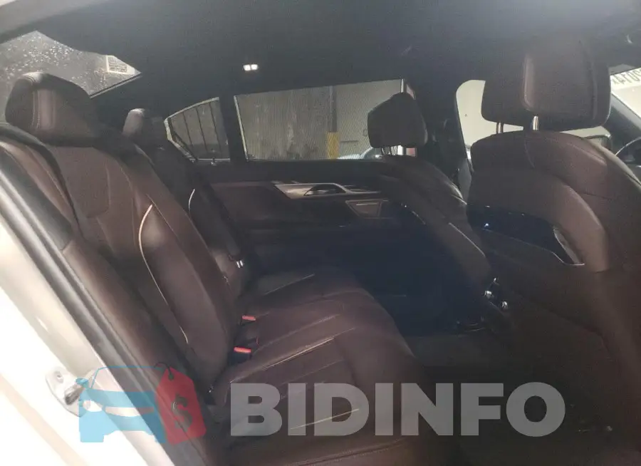 WBA7T4C04LGG62734 Photo# 10