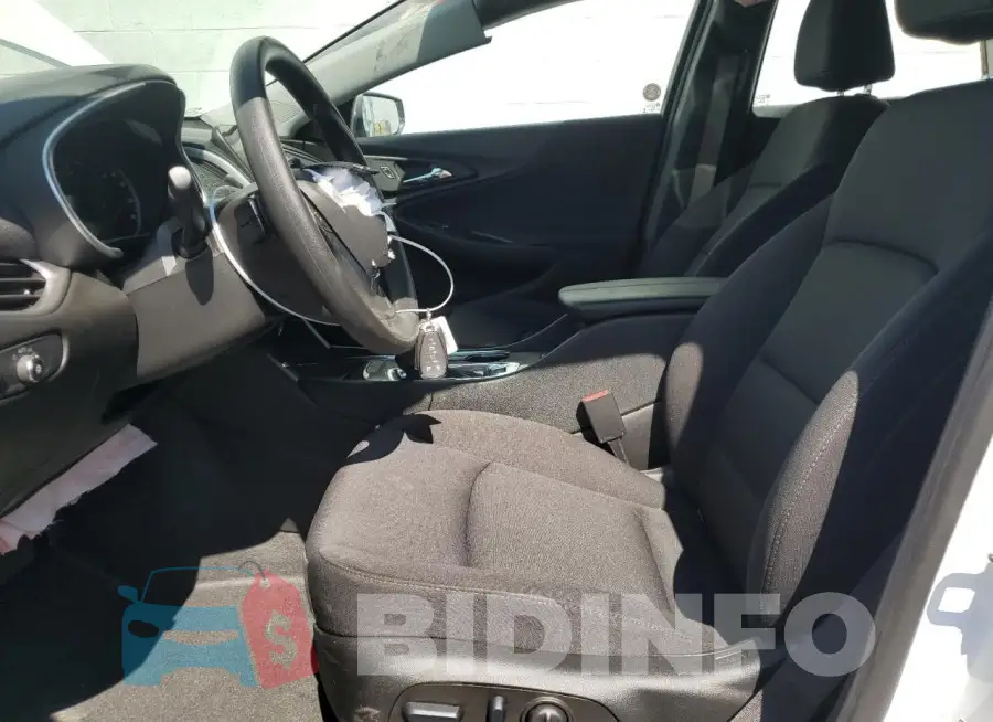 1G1ZD5ST8RF151350 Photo# 7