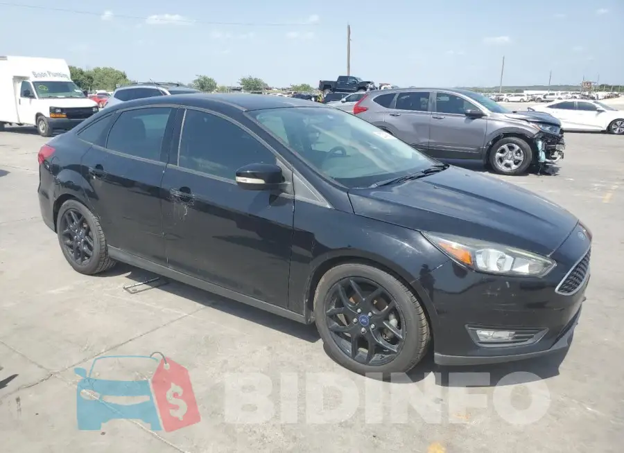 1FADP3F22GL391027 Photo# 4
