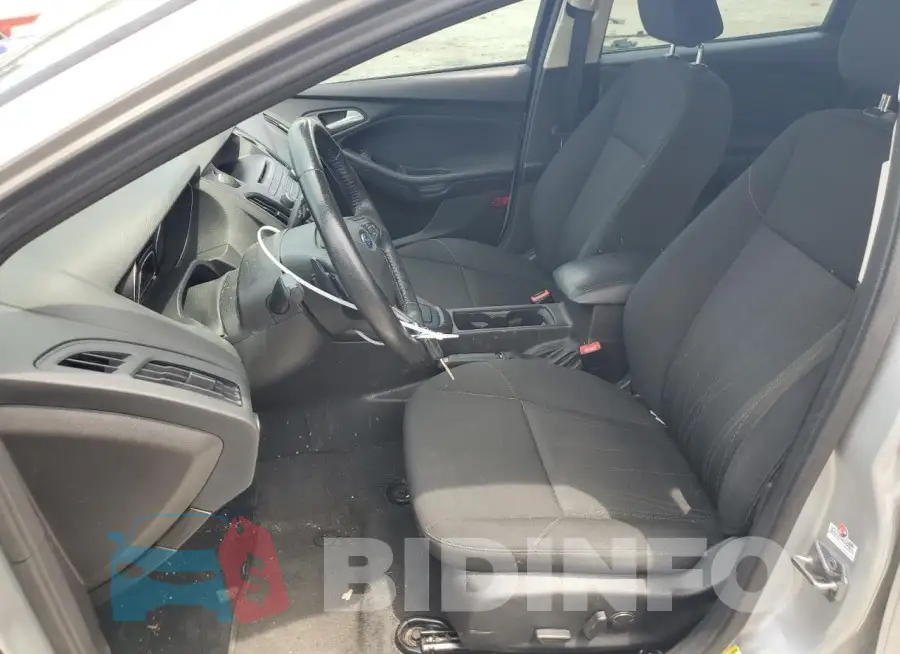 1FADP3F24GL361270 Photo# 7