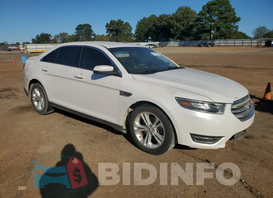 1FAHP2E83FG156581 Photo# 4