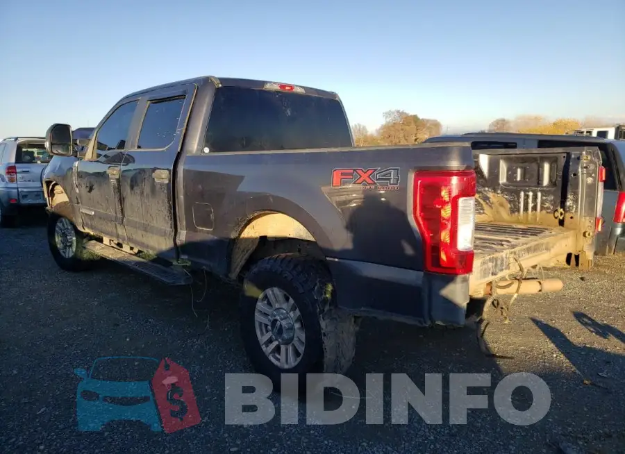1FT7W2BT8JEB11612 Photo# 2