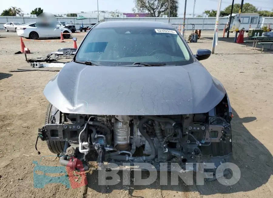 19XFC1F38KE206945 Photo# 5