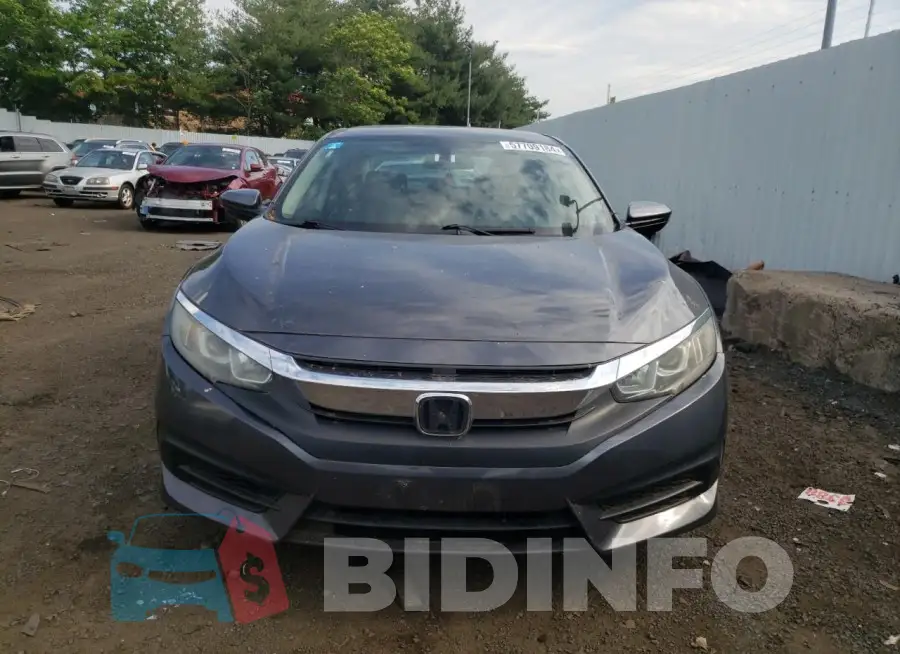 19XFC2F50HE233699 Photo# 5