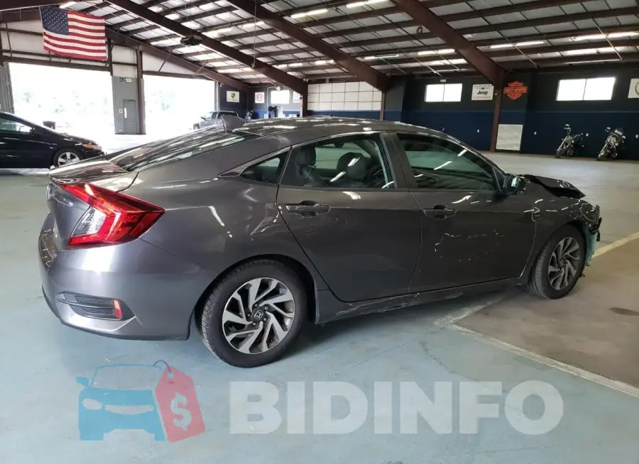 19XFC2F73HE216963 Photo# 3