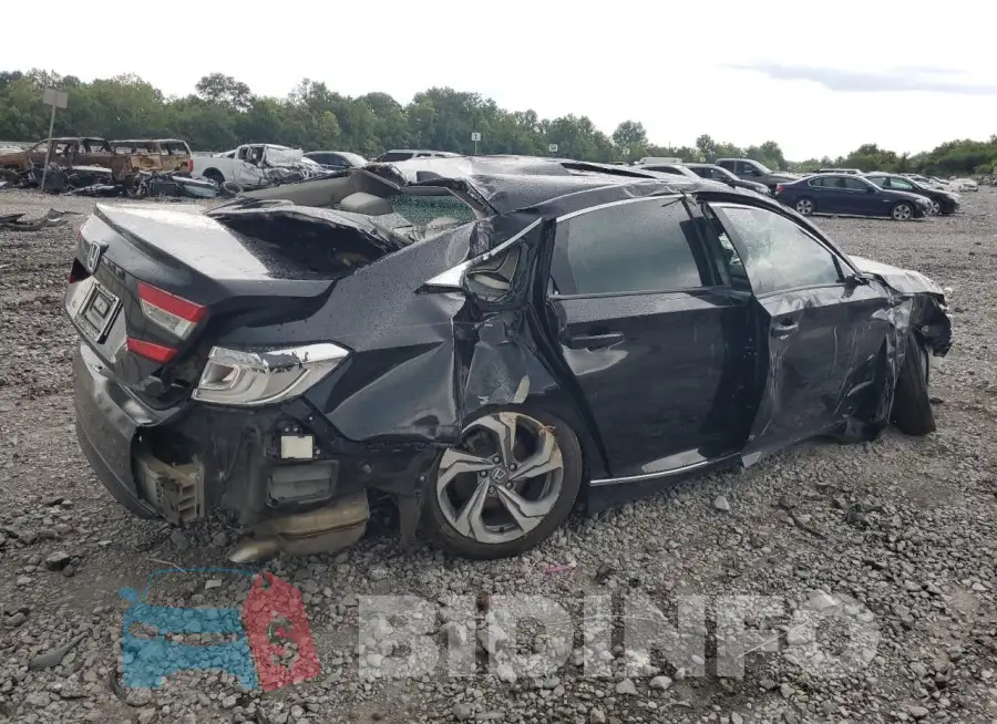 1HGCV1F53JA158224 Photo# 3