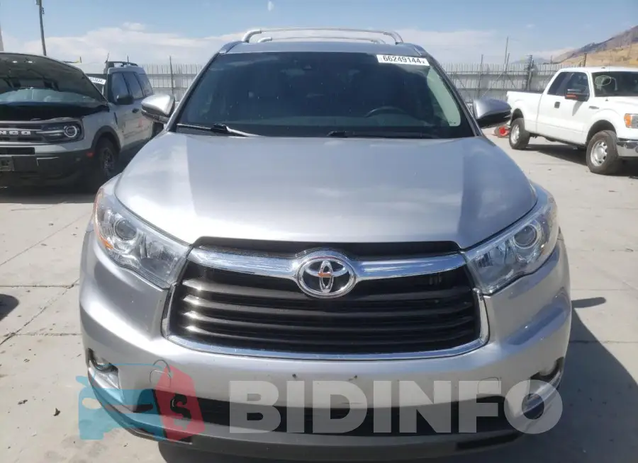 5TDYKRFH8GS163534 Photo# 5