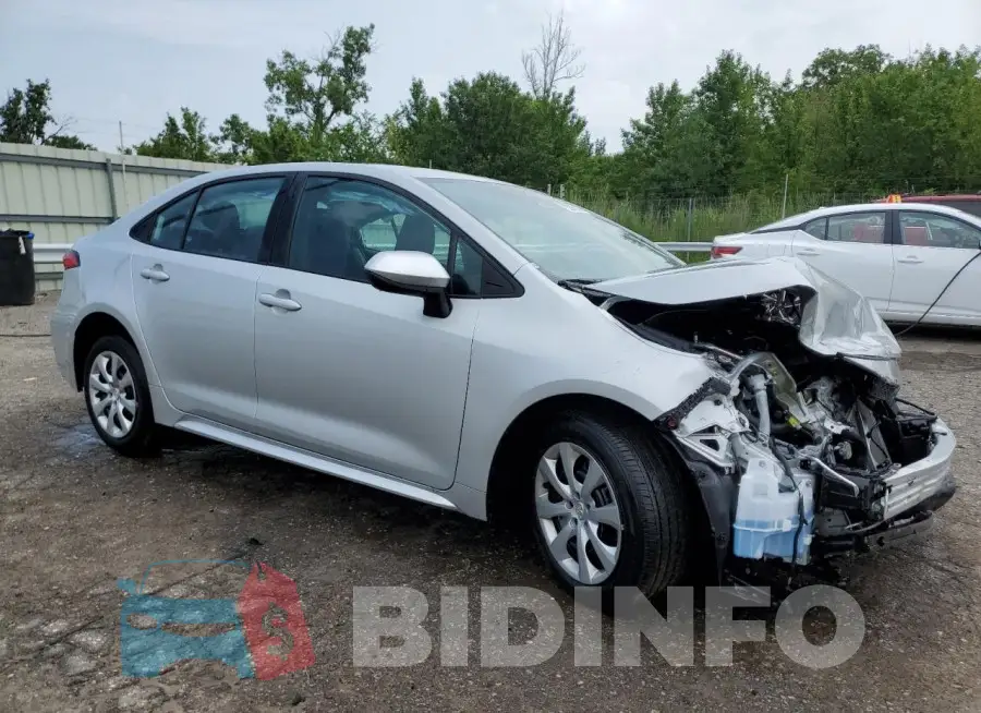 5YFB4MDE9RP141887 Photo# 4
