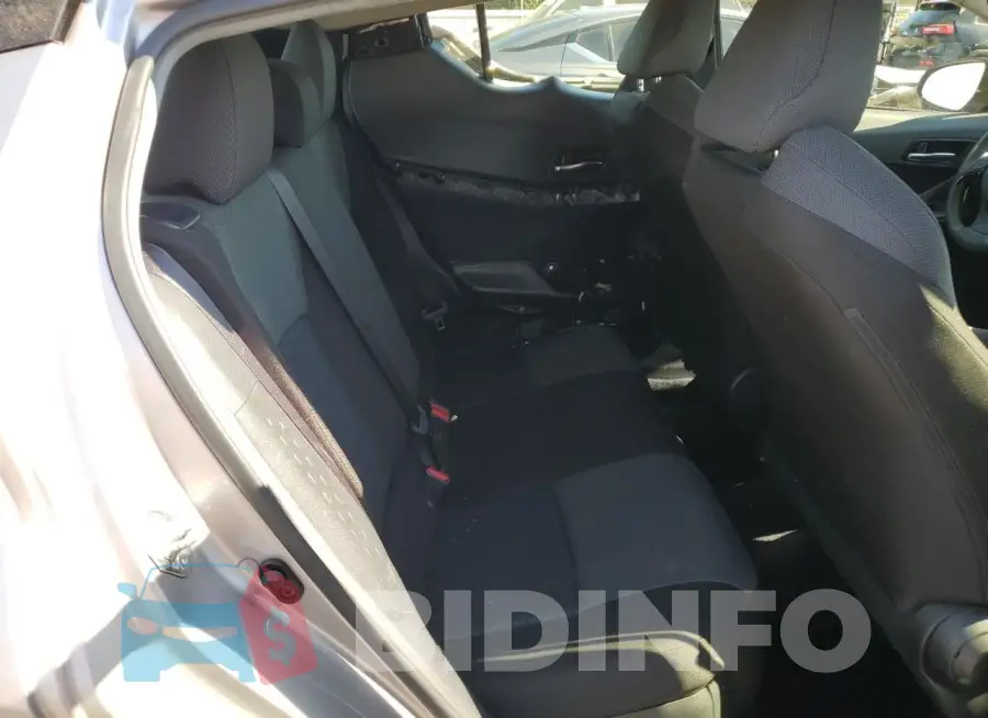 JTNKHMBX2L1075294 Photo# 10