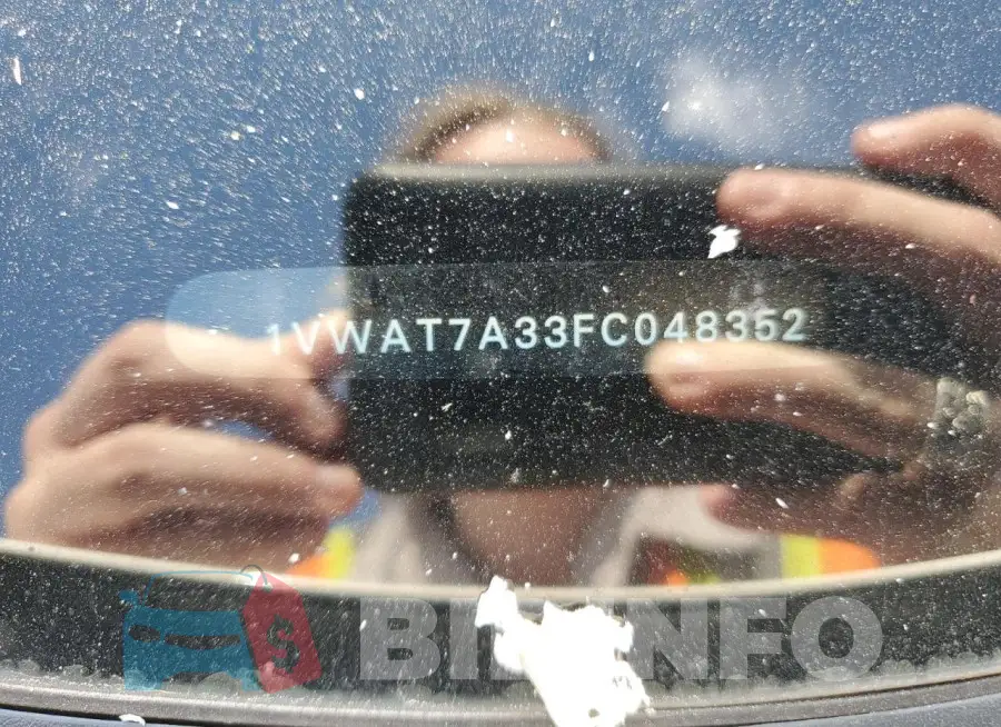 1VWAT7A33FC048352 Photo# 12