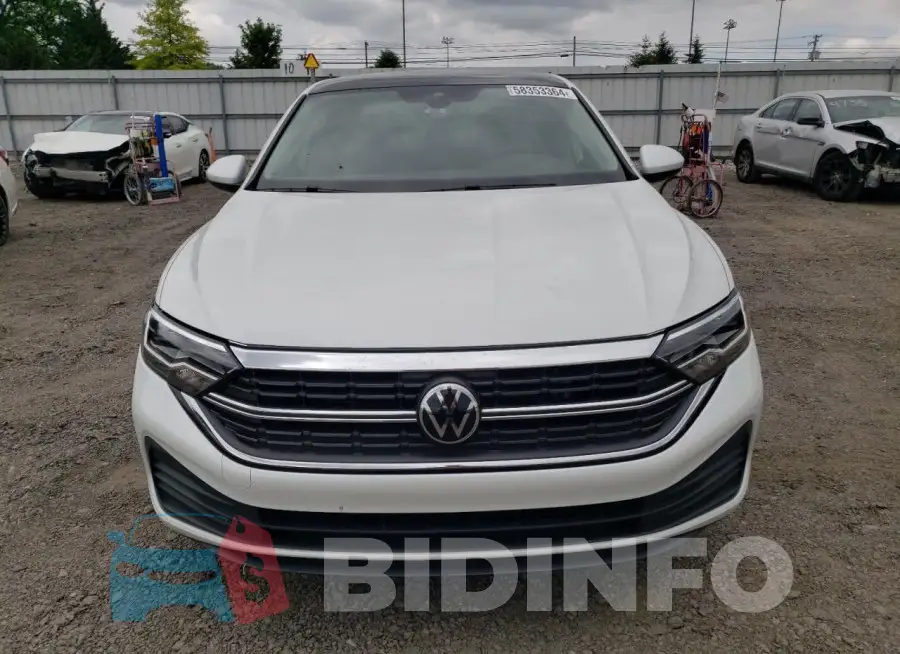 3VW7M7BU5PM044558 Photo# 5