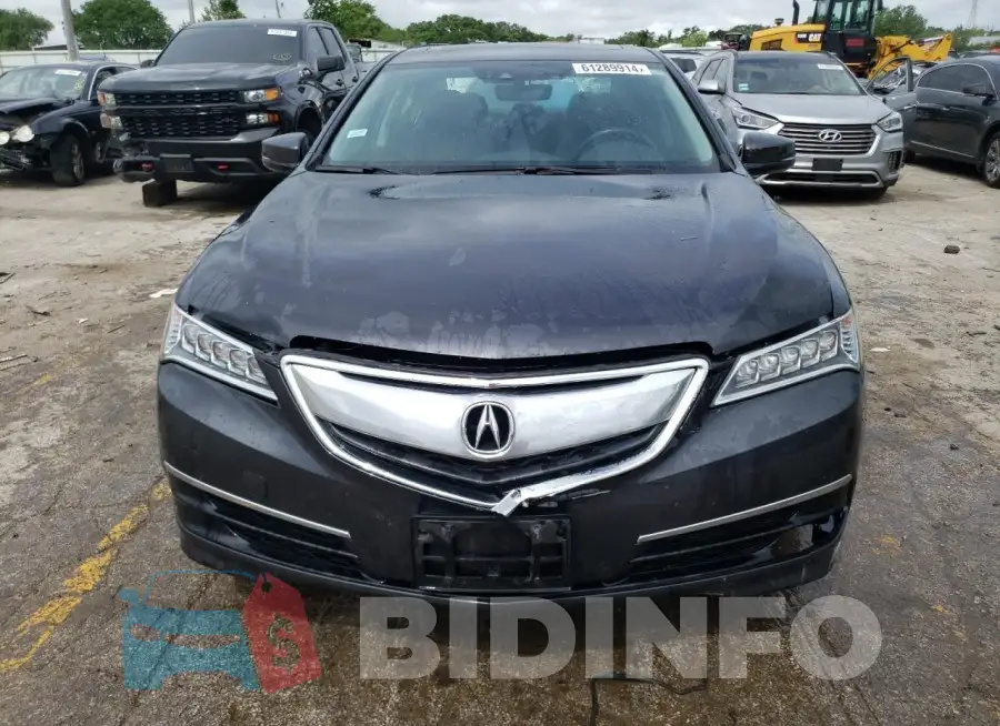 19UUB2F58FA003131 Photo# 5