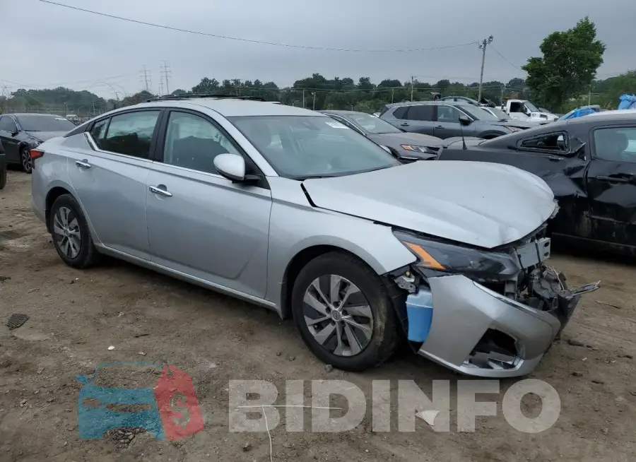 1N4BL4BV6PN392047 Photo# 4