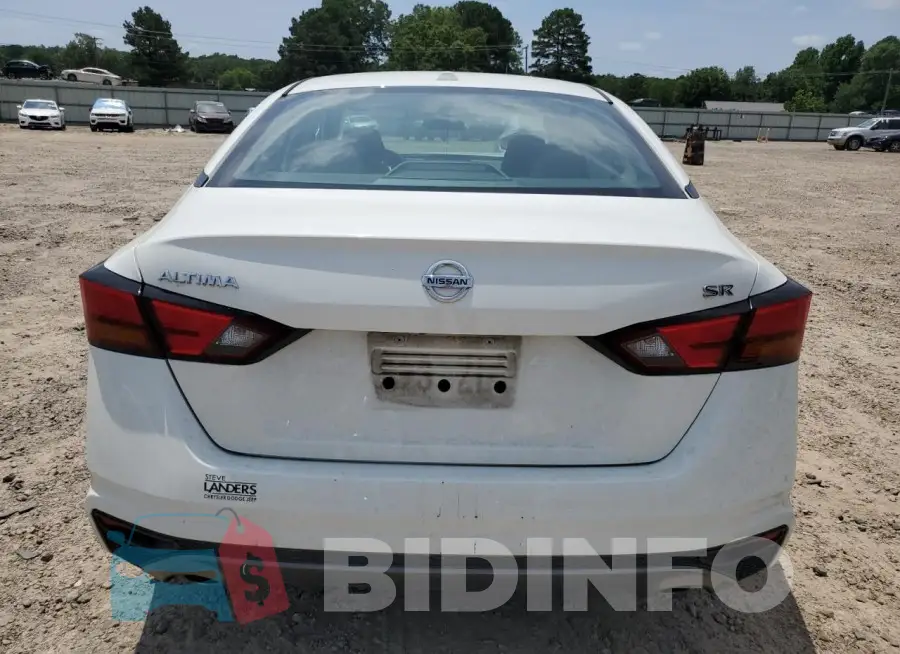 1N4BL4CV3KC162761 Photo# 6