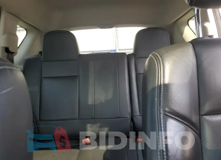 1C4NJDAB5FD381923 Photo# 10