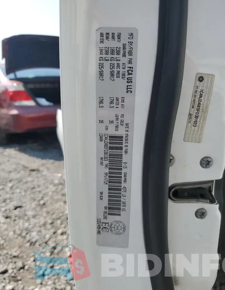 1C4NJDAB5FD381923 Photo# 13