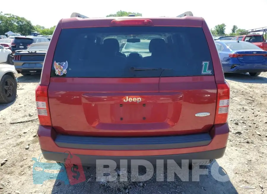 1C4NJPFB5HD132339 Photo# 6