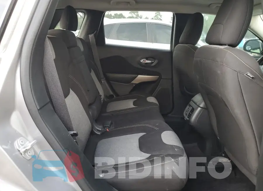 1C4PJLCB8JD558778 Photo# 10