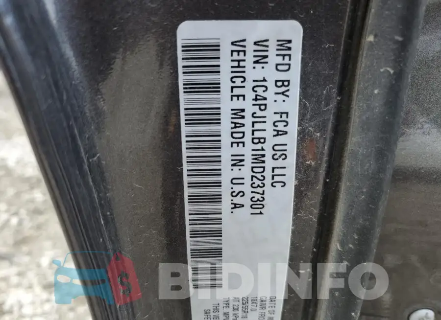 1C4PJLLB1MD237301 Photo# 13