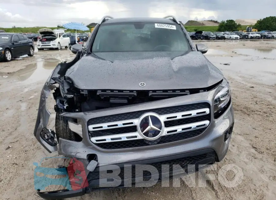 W1N4M4GB8PW296115 Photo# 5