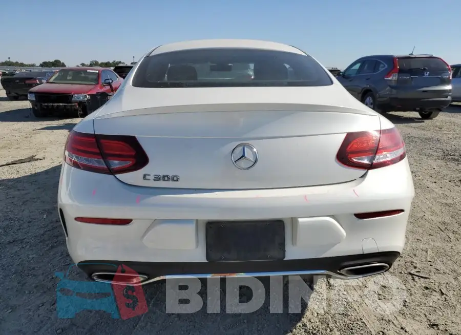 WDDWJ8DB0KF779052 Photo# 6