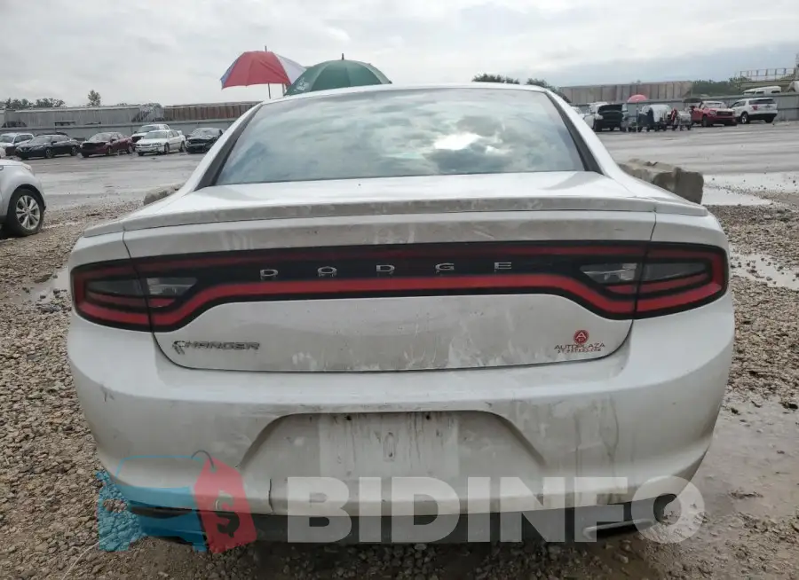 2C3CDXBG6FH928652 Photo# 6