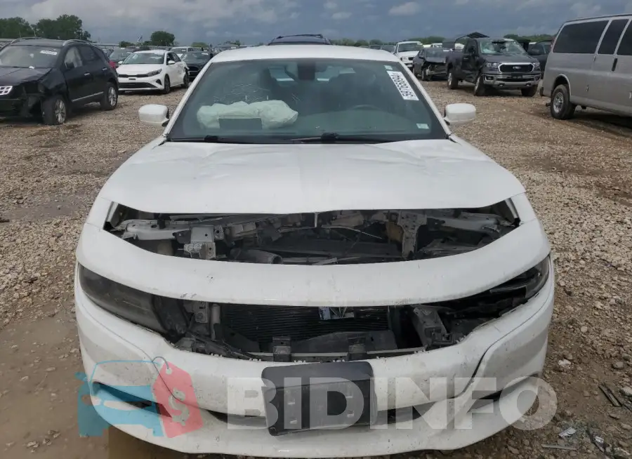 2C3CDXBG6FH928652 Photo# 5
