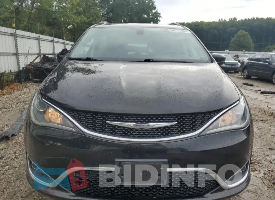 2C4RC1BG5HR603218 Photo# 5
