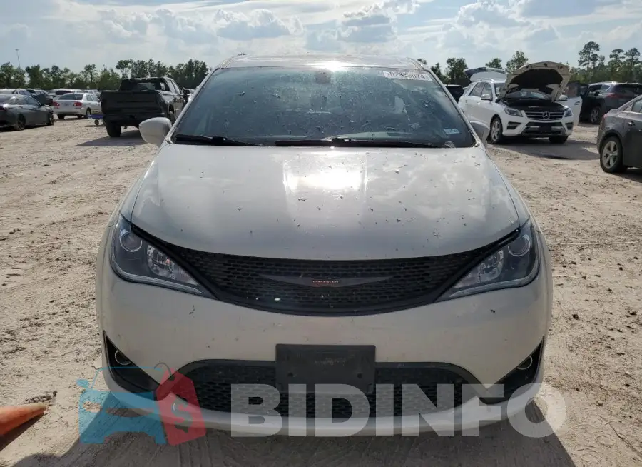 2C4RC1FG6LR119142 Photo# 5