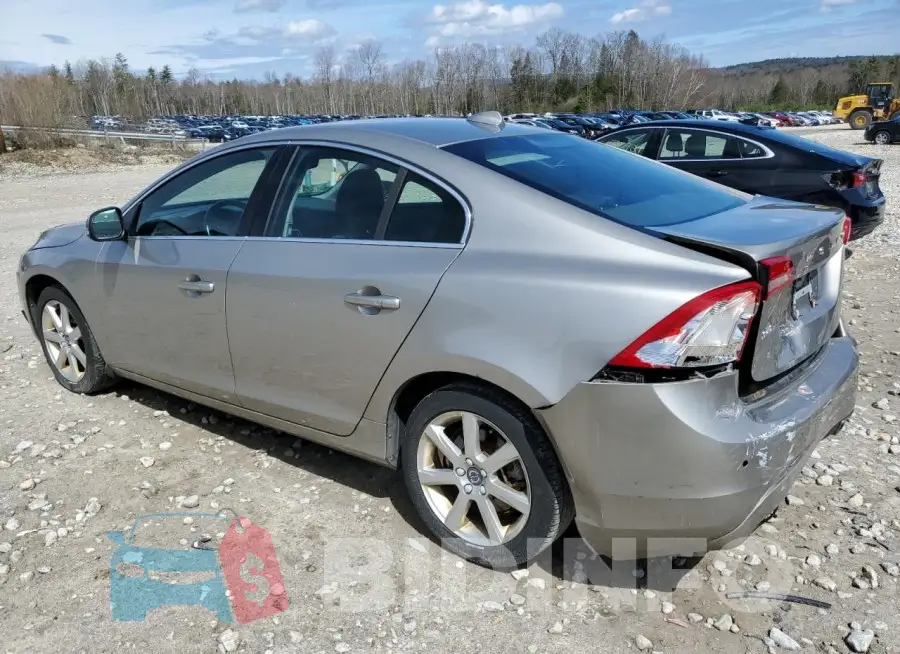 YV126MFK6G2392045 Photo# 2