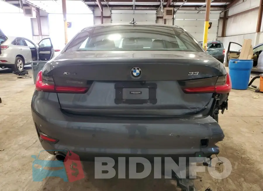 3MW5R7J08M8B63555 Photo# 6