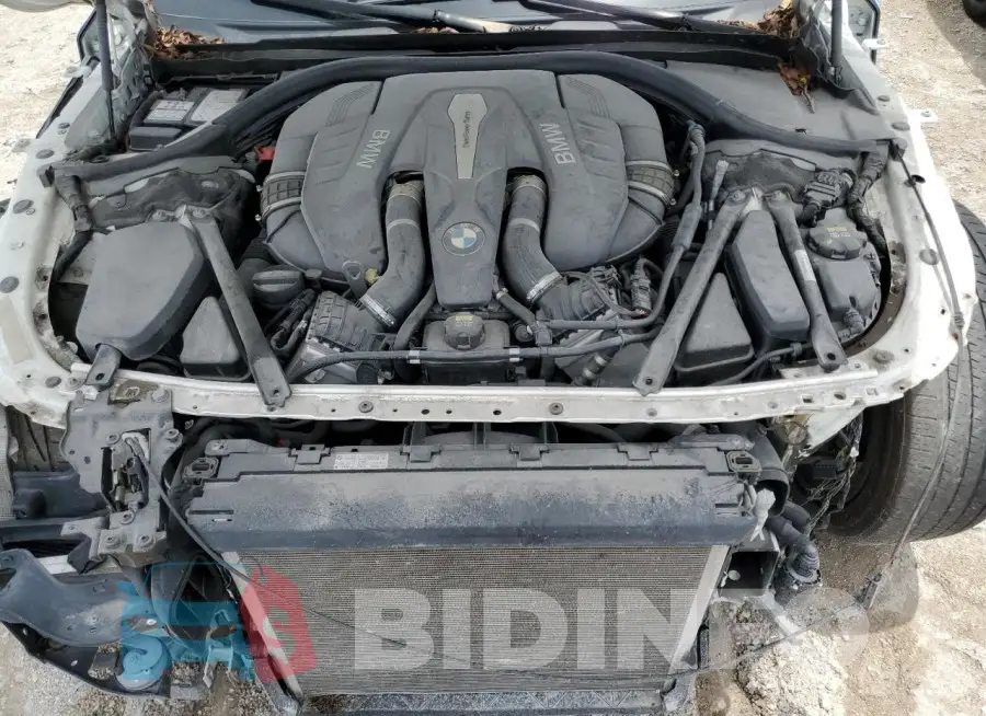 WBA7F2C51JG424289 Photo# 11