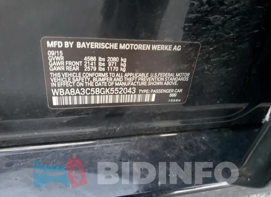 WBA8A3C58GK552043 Photo# 12