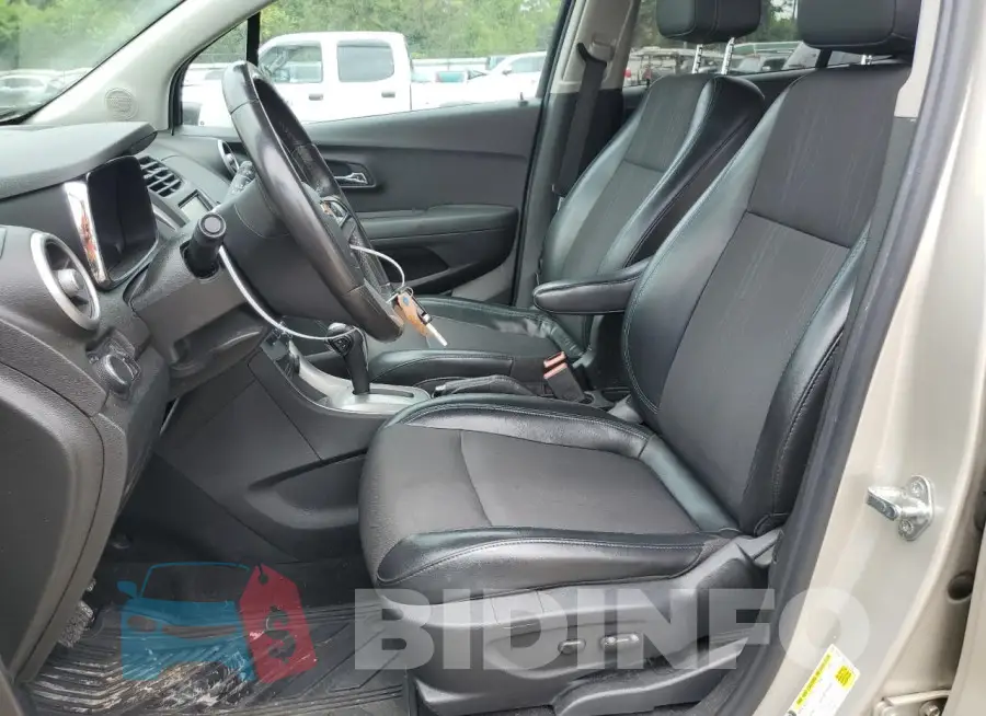 3GNCJLSB0GL275253 Photo# 7