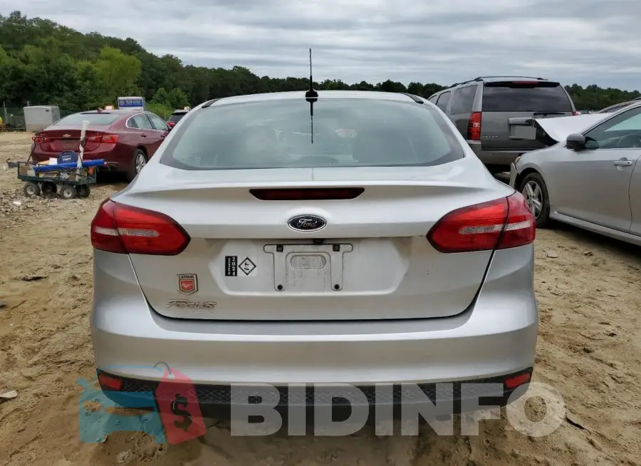 1FADP3E2XGL219099 Photo# 6