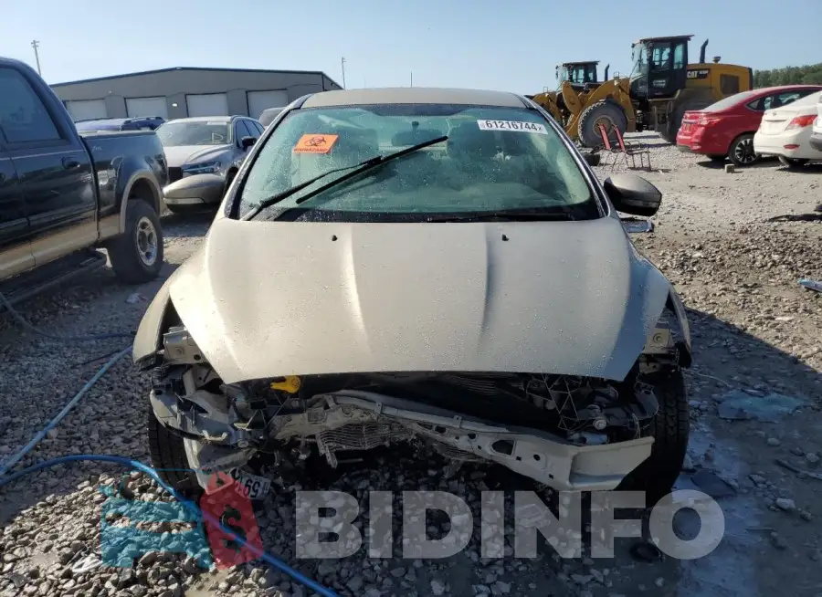 1FADP3F26GL342879 Photo# 5
