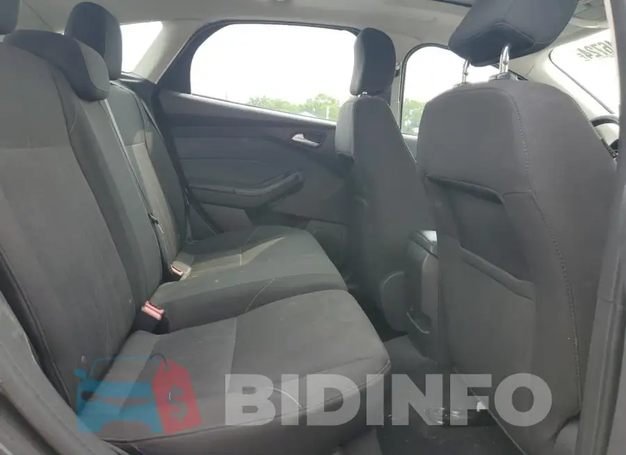 1FADP3K28FL267333 Photo# 10