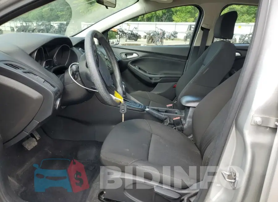 1FADP3K28HL315061 Photo# 7