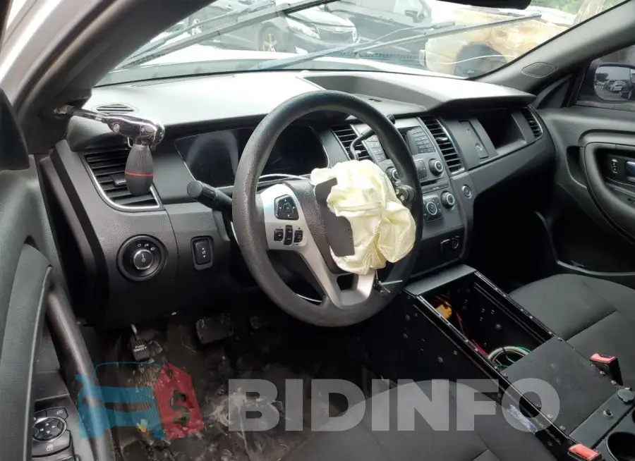 1FAHP2MK2FG140773 Photo# 8