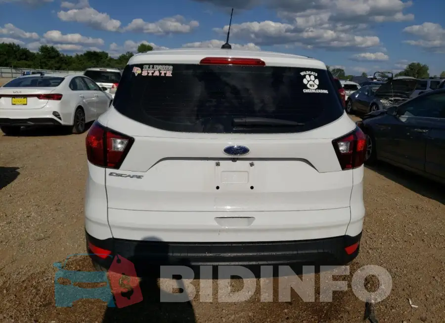1FMCU0F77KUB75830 Photo# 6