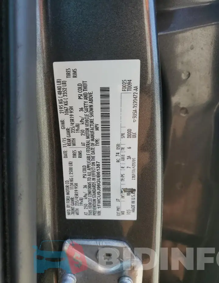1FMCU9J96GUB61387 Photo# 12