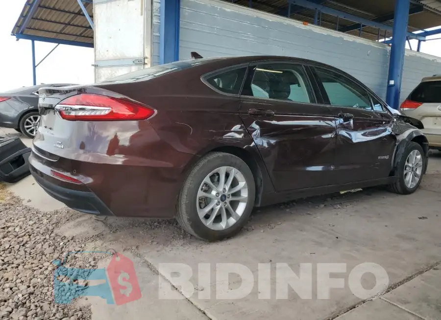 3FA6P0LU2KR149331 Photo# 3
