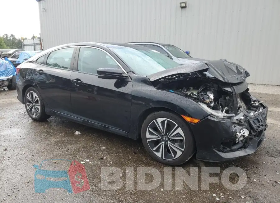 19XFC1F39HE205540 Photo# 4