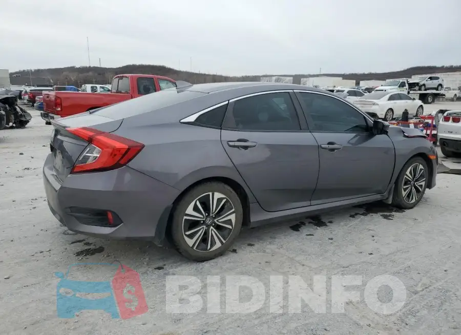 19XFC1F71GE039113 Photo# 3