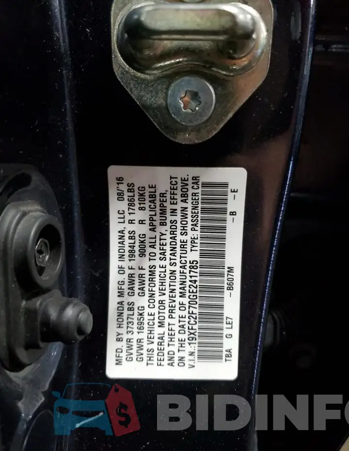 19XFC2F70GE241785 Photo# 12