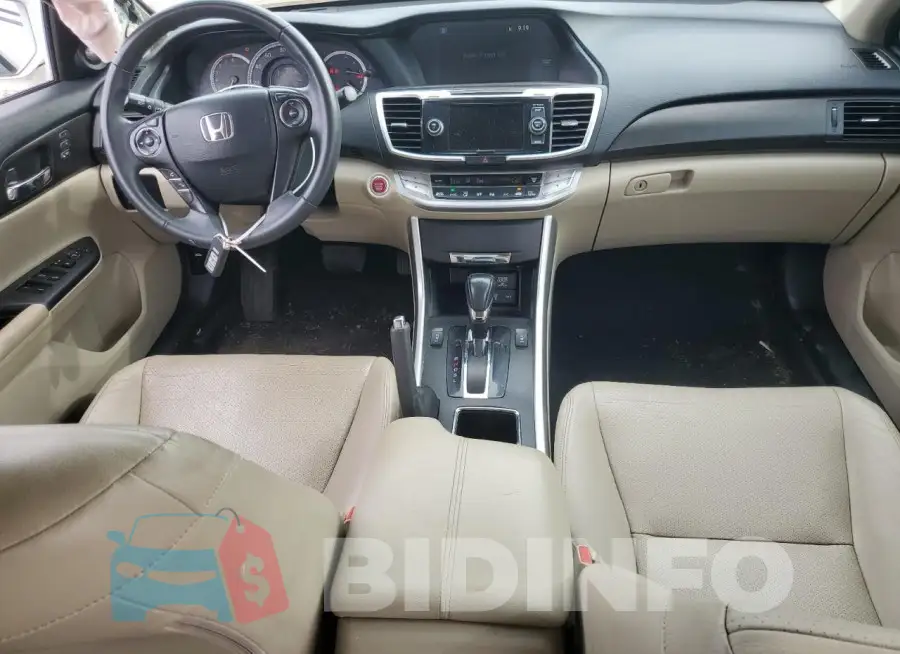 1HGCR2F86FA172887 Photo# 8