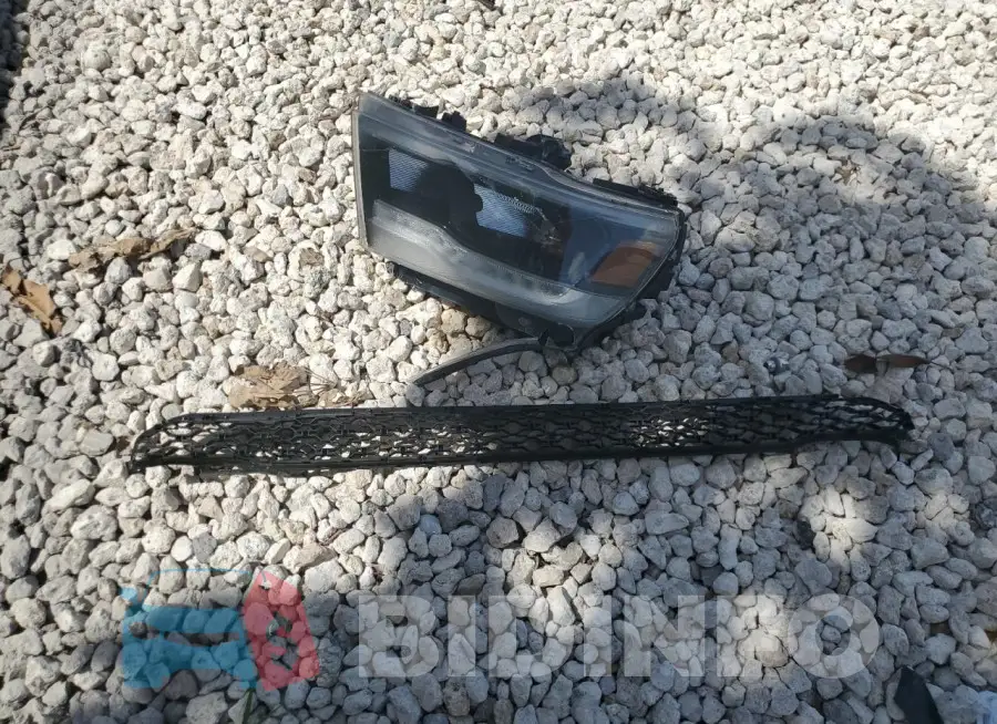 1C6SRFLT1MN798774 Photo# 12